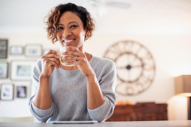 To so tri pijače, ki lahko povsem enostavo pospešijo izgubo kilogramov: Topijo maščobe, zdravnik pa opozarja, da ne smete storiti ene stvari