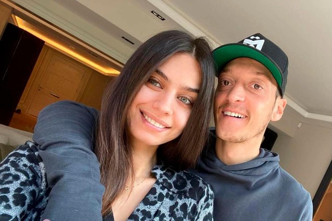 Psihologinja s Harvarda: Če uporabljate katero izmed TEH 6 fraz, ste čustveno bolj inteligentni kot večina