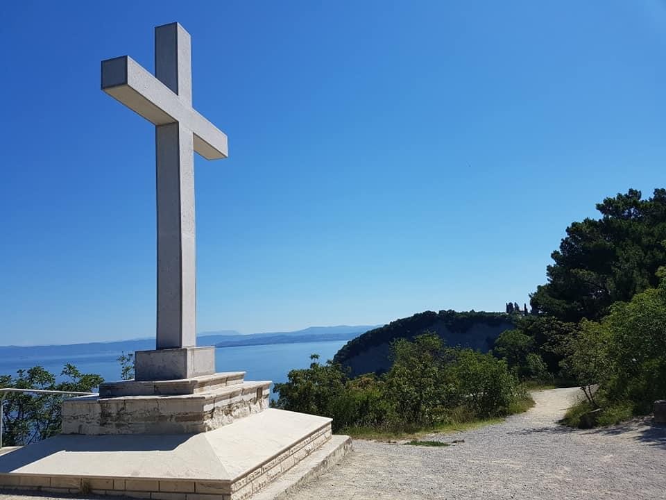 Skriti biser Slovenije navdušuje obiskovalce: "To je najlepša slovenska plaža!"