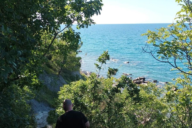 Skriti biser Slovenije navdušuje obiskovalce: "To je najlepša slovenska plaža!"