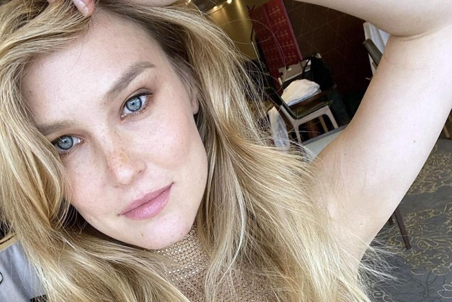 Kako se brez stresa vrniti nazaj v rutino? (Svetuje športna trenerka)