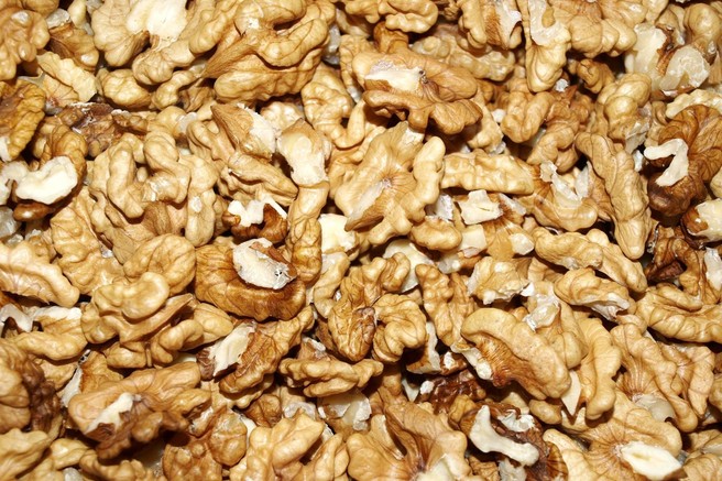 Pojejte pest orehov in počakajte 4 ure: to, kar bo sledilo, vas bo povsem presenetilo