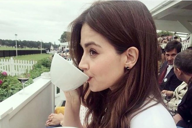 Za lažje hujšanje in boljšo prebavo: Enostaven napitek iz 4 sestavin, ki med drugim krepi tudi imunski sistem