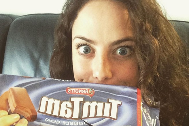 Se ne morete upreti sladkarijam? Morda se vzrok skriva, ker vašemu telesu primanjkuje TEGA!