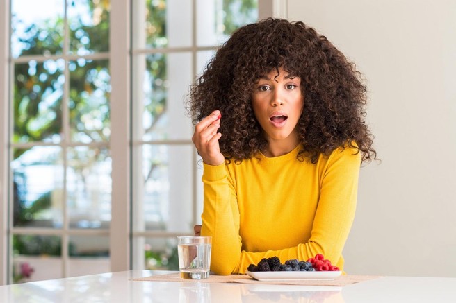 Samo en sadež vas lahko za vedno reši napihnjenosti in neprijetnega občutka v trebuhu: Privoščite si ga vsak dan in pozdravite svoj raven trebuh (sadež je poln antioksidantov in C-vitamina)