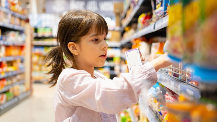 Odpoklic priljubljenega živila: izdelek na naših policah je nevaren za otroke (foto: Profimedia)