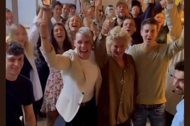 Ana Roš dobila novo Michelinovo zvezdico, zdaj ima že tri. Napredovala tudi Milka. Kdo jih je še dobil in kdo izgubil?