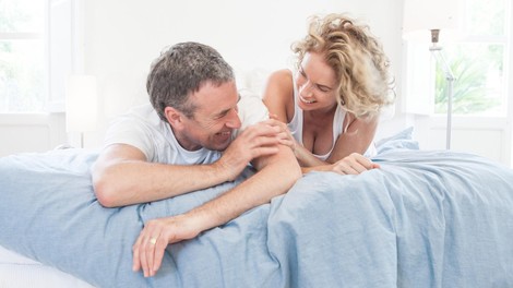 Kako pogosto naj bi imeli spolne odnose? Spolna terapevtka razkriva "čarobno" številko