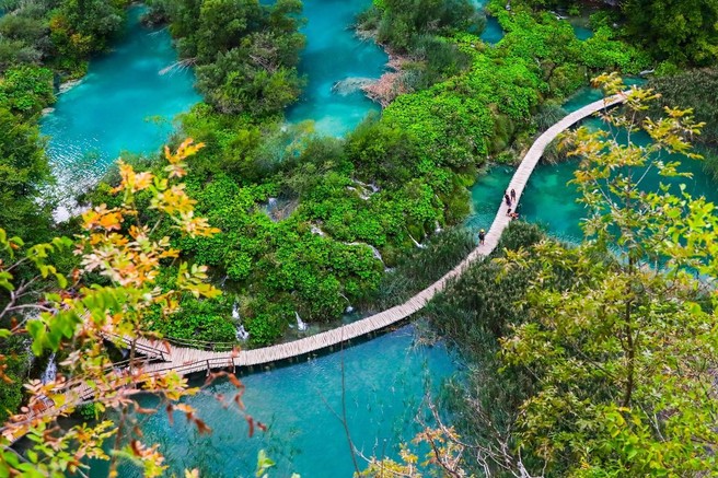 Kam jeseni? Na lestvici 15 najboljših evropskih destinacij, sta se znašla tudi TA hrvaška in slovenska turistična bisera