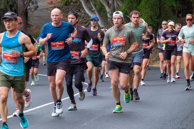 Tekači na maratonu