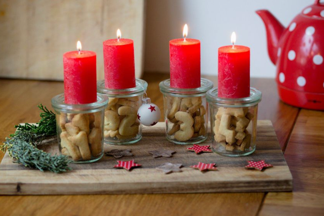 Za sladki december: Sami ustvarite slasten adventni venček s piškoti