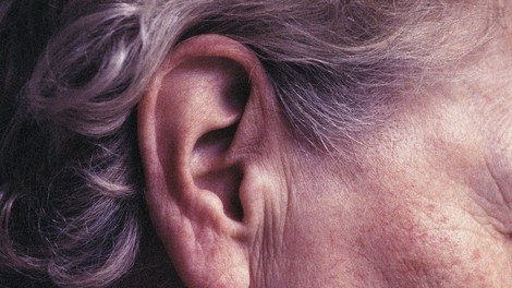 Kaj pomeni, če se vam z leti povečajo ušesa?