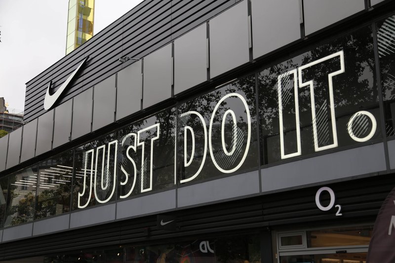 Ste vedeli, da slogan podjetja Nike izvira iz bizarnega dogodka? (foto: Profimedia)