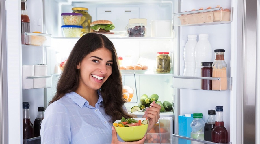 Če želite, da vaše črevesje deluje 'kot ura', obvezno uživajte nekaj teh živil, ki jih priporočajo nutricionisti. (foto: Profimedia)