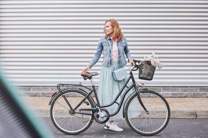 Na Nizozemskem lahko zaposleni dobijo plačane potne stroške za kolesarjenje na delo ali službene poti; finančne spodbude za kolesarjenje v službo poznajo tudi v Franciji, Belgiji, Avstriji in Veliki Britaniji. (foto: Profimedia)