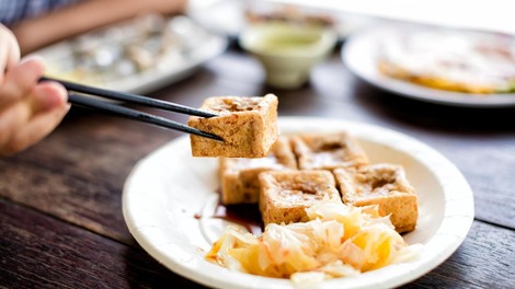 Tako doma naredite tofu iz rdeče leče! Pripravljeno v minuti