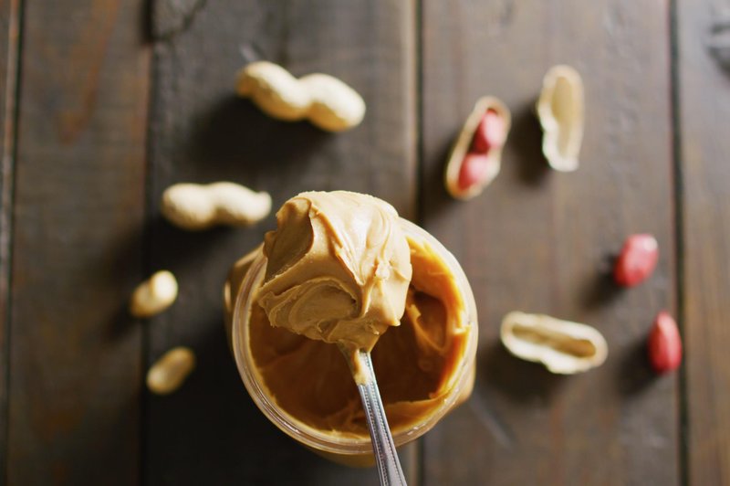Zakaj je arašidovo maslo težko pogoltniti? (foto: Profimedia)