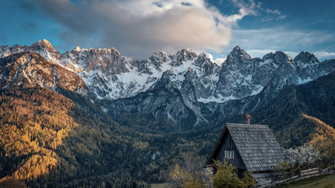 Ideje za prvomajski izlet: 5 destinacij v Sloveniji, ki vas bodo navdušile