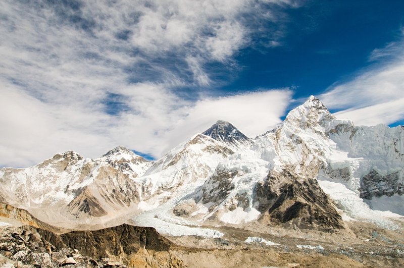 Koliko stane vzpon na Mount Everest? Mnogi so nad zneskom povsem ogorčeni