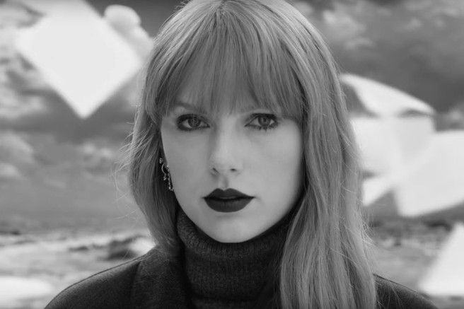 Psihologi razkrivajo, zakaj glasba Taylor Swift ljudi spravlja v jok