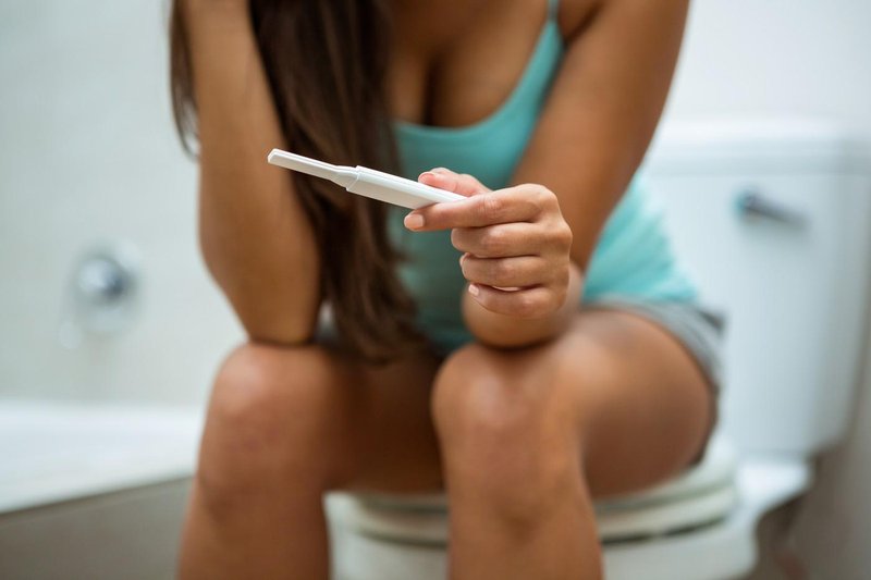 Ali test nosečnosti pokaže tudi zunajmaternično nosečnost?
