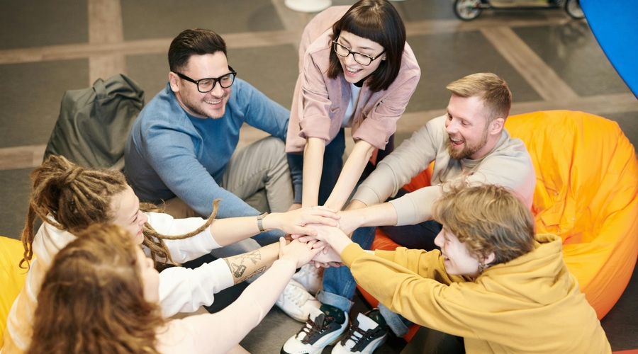 Team building je ključni element uspešnega poslovnega okolja (foto: promocijska fotografija)