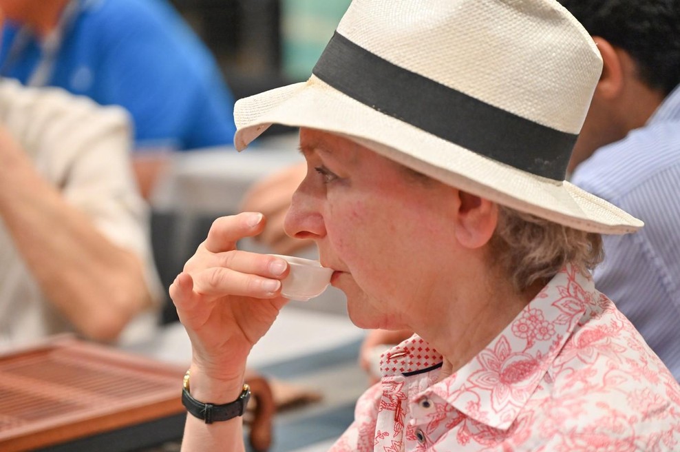 Čaj z ananasovim sokom lahko močno okrepi imunski sistem. (foto: Profimedia)