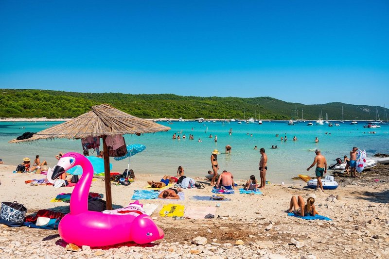 Uau! To je seznam 5 najlepših jadranskih plaž (obvezno jih obiščite, če greste na dopust z otroki)