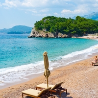 Ta plaža v Sredozemlju velja za eno najlepših: navdušuje milijonarje z vsega sveta