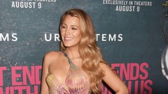 Blake Lively na premieri filma Konča se z nama