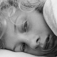 Veliko slovenskih otrok generacije 1991 ima travmo, ki je pustila prav posebne psihične sledi