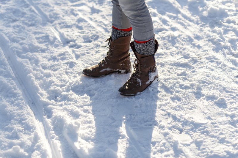 Naj vam nizke temperature ne pridejo do živega: stari ruski trik za gretje stopal in boljšo cirkulacijo (foto: Profimedia)