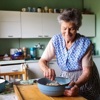 "Ko smo jedli to, smo bili zdravi kot ribe": ta preprosta in poceni jed znižuje holesterol, čisti črevesje in topi kilograme