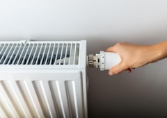 Zakaj radiator šumi? Če pravočasno ukrepate, lahko preprečite morebitno škodo
