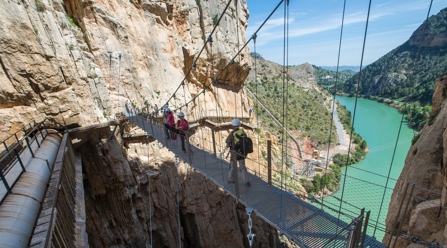 El Caminito del Rey (Kraljeva pot) je bolj znan kot "pot smrti". To je ena najbolj ekstremnih gorskih poti na svetu. (foto: Profimedia)