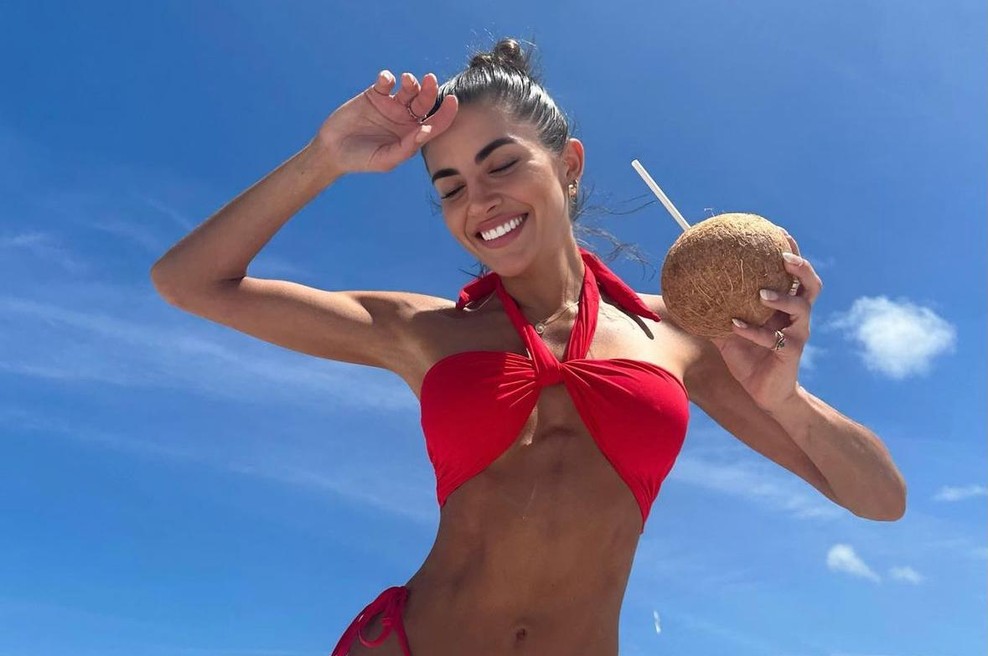 Si želite ravnega trebuha? To so živila, ki topijo maščobo bolj kot trebušnjaki (foto: Instagram @katecookfit (Posnetek zaslona))