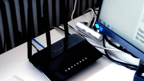 Pozabite na drage Wi-Fi usmerjevalnike: ta trik za močnejši signal vas stane le nekaj centov