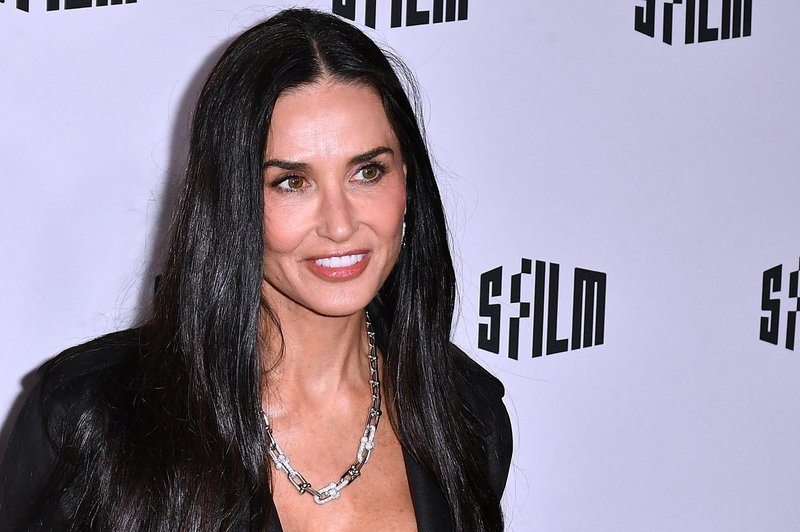 Dieta, ki ni za vsakogar, a prinaša neverjetne rezultate: tako se prehranjuje Demi Moore, da pri 62. letih izgleda kot dvajsetletnica (foto: Profimedia)