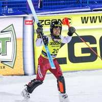 Bolgar Albert Popov, zmagovalec slaloma v Madonni di Campiglio, preživel nesrečo, v kateri je tragično umrl slovenski smučar in trener