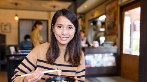 Zakaj se Japonke nikoli ne zredijo? Držijo se teh pravil, s katerimi ohranjajo vitko postavo in dobro počutje