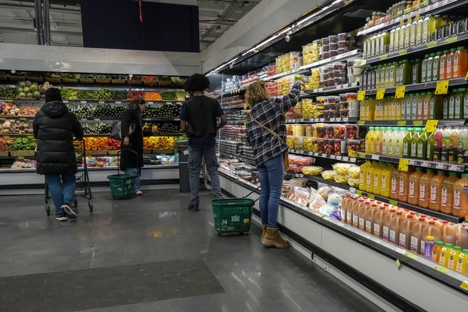 trgovina nakupovanje hofer mercator vitamin c
