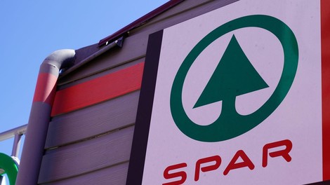 Spar kača banane sadje