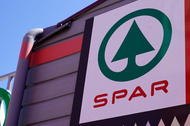 Spar kača banane sadje