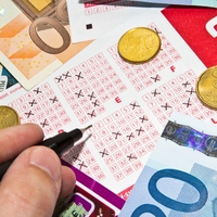 Na loteriji je zadel vrtoglavi znesek, s svojim dejanjem pa je presenetil čisto vse: tega ni nihče pričakoval