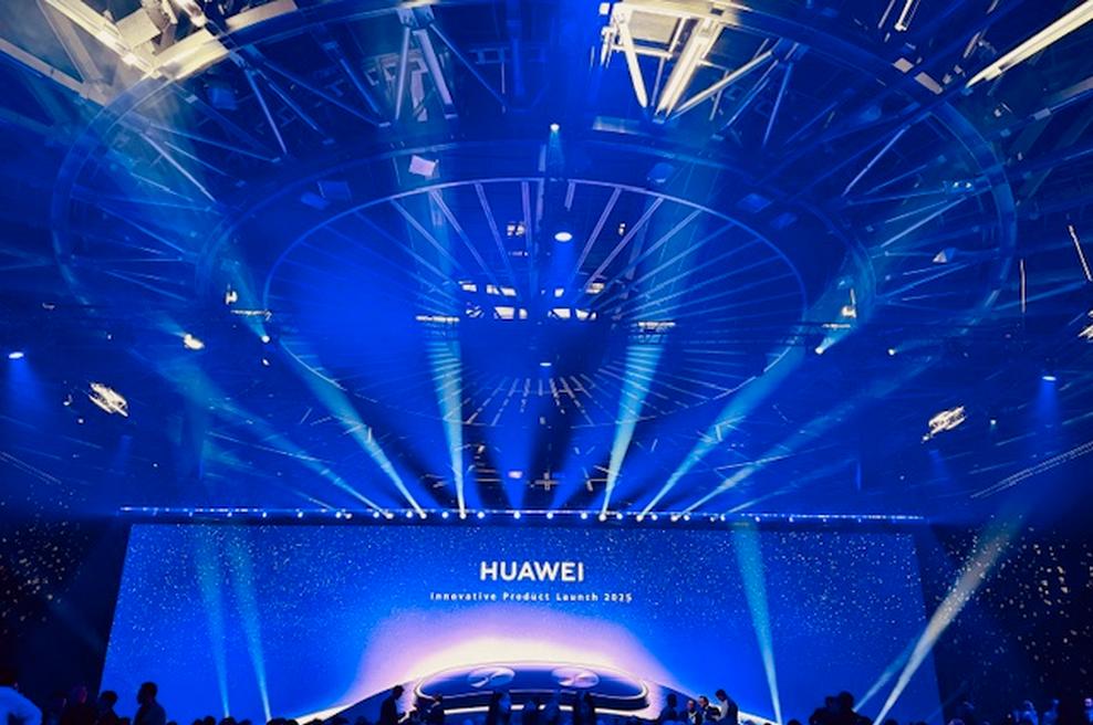 Nova kolekcija Huawei: Ko tehnologija postane življenjski slog (foto: promocijska fotografija)