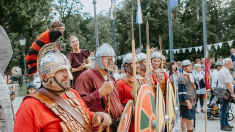 Pridi v Vinkovce – postani Rimljan za tri dni