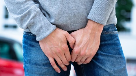 penis moški usb kabel bolečine zdravnik operacija