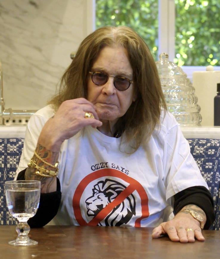 Zgodnji znaki Parkinsonove bolezni: kako prepoznati bolezen, ki jo je imel Ozzy Osbourne?