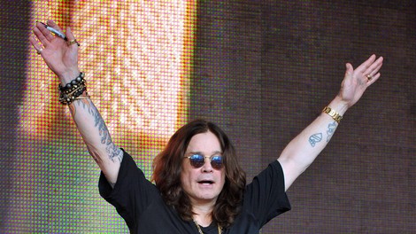 Zgodnji znaki Parkinsonove bolezni: kako prepoznati bolezen, ki jo je imel Ozzy Osbourne?