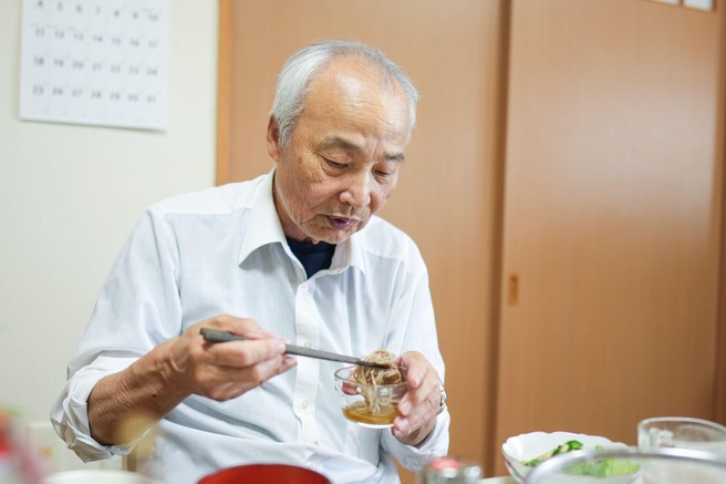 Kako je mogoče, da ta narod živi najdlje na svetu? Jedo veliko soli in so nagnjeni k sladkorni bolezni